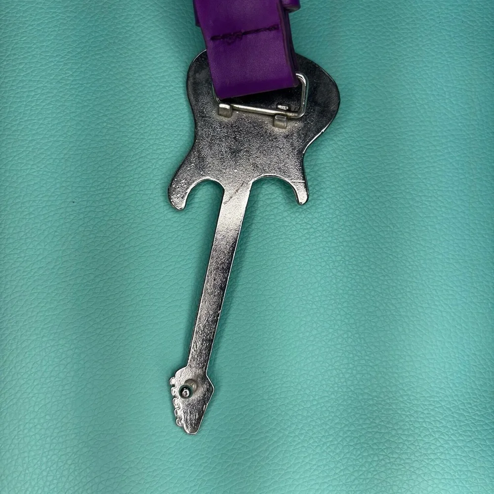Hannah Montana Vintage Guitar Purple Belt Kids
